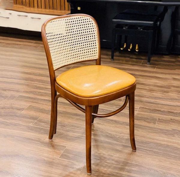 Cấu tạo ghế Thonet 811 tựa vuông