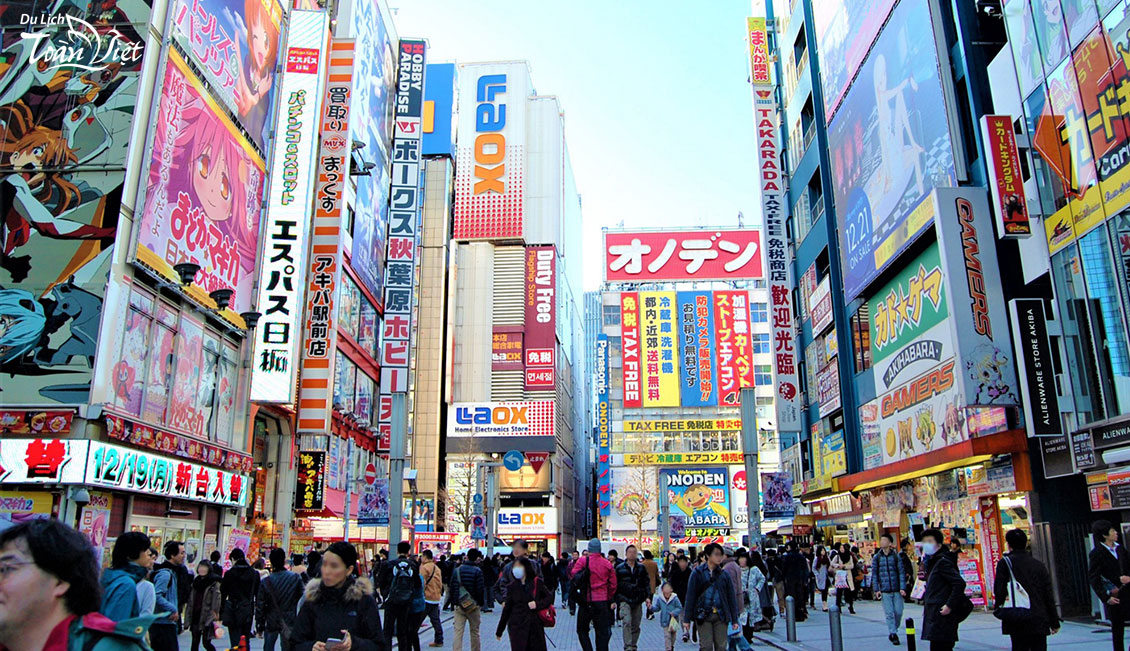 Du lich Nhật Bản tham quan mua sắm tại chợ điện tử Akihabara