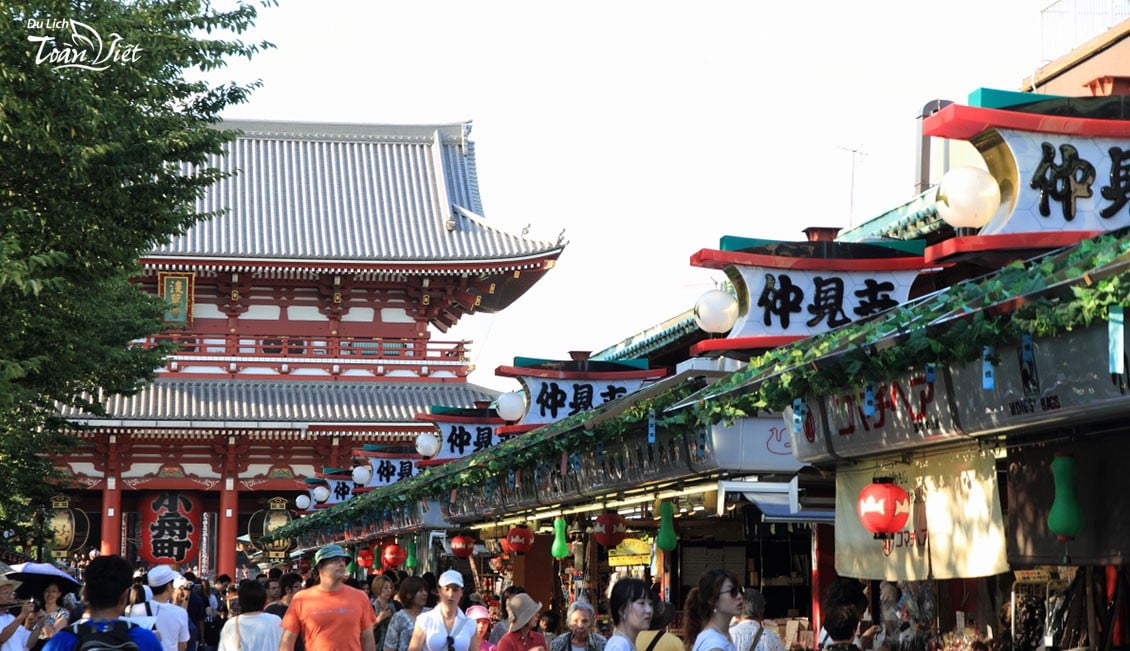 Du lịch Nhật Bản tham quan chùa Asakusa - Sento Ji