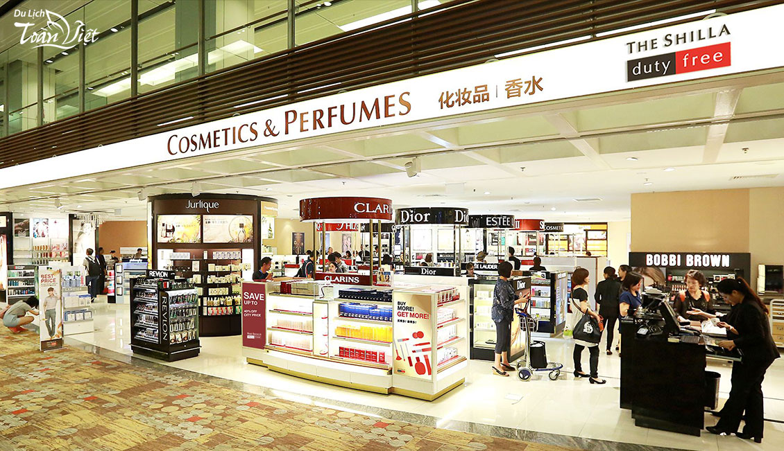 Du lịch Hàn Quốc tự do mua sắm tại cửa hàng miễn thuế