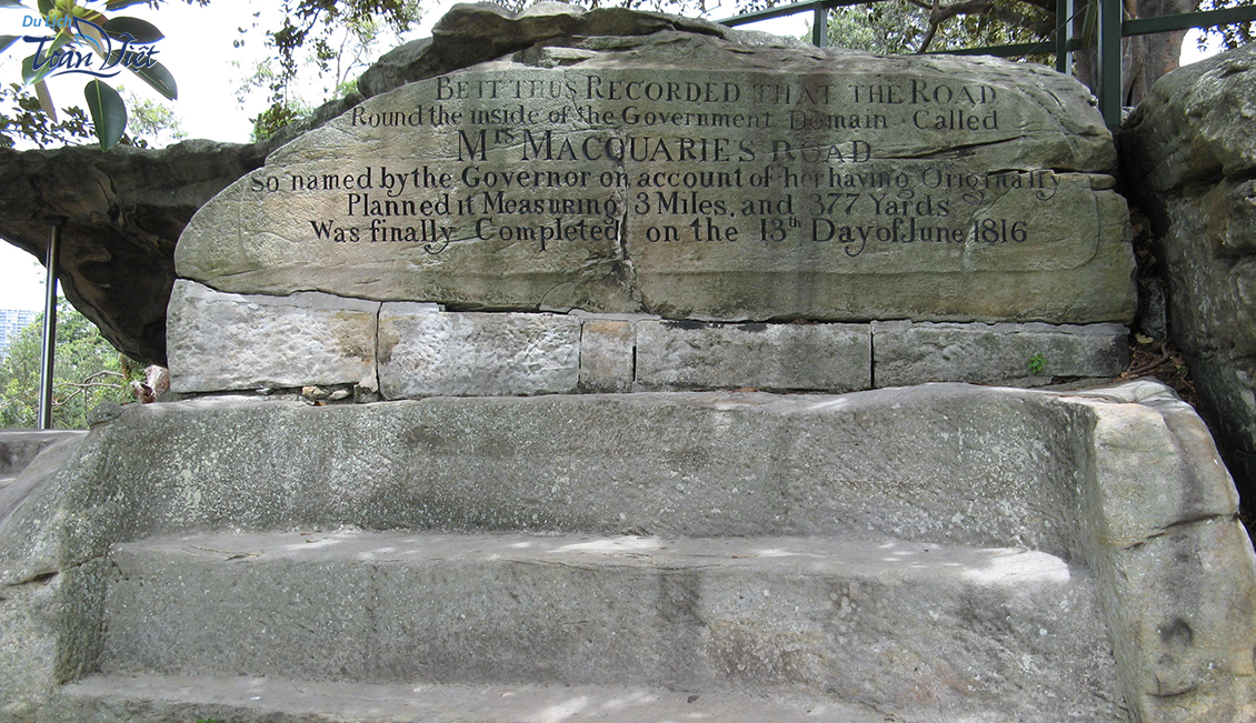 Du lịch Úc Sydney thăm quan ghế đá Macquarie