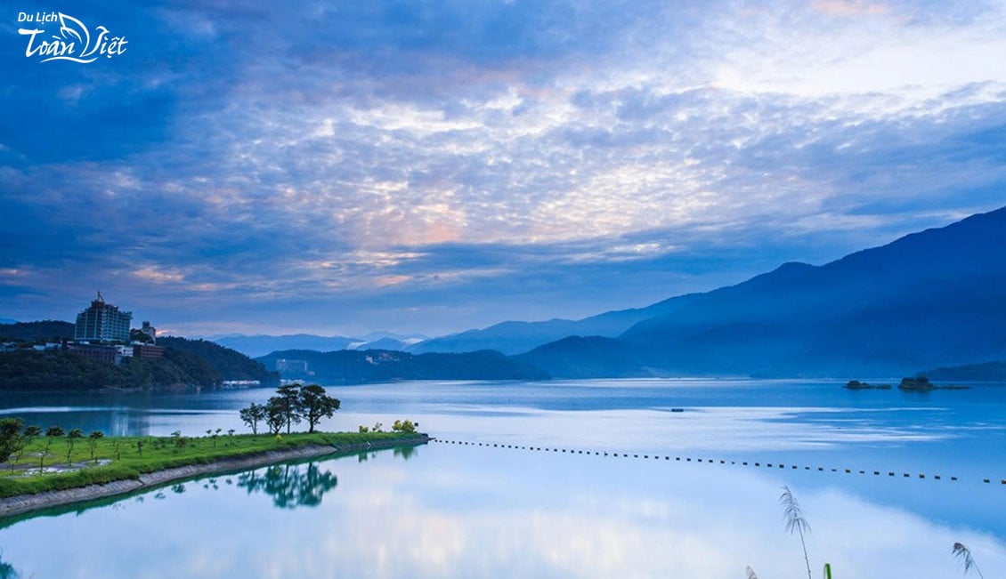 Du lịch Đài Loan hồ Nhật Nguyệt
