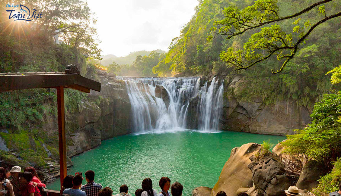 Du lịch Đài Loan thác nước Thập Phần