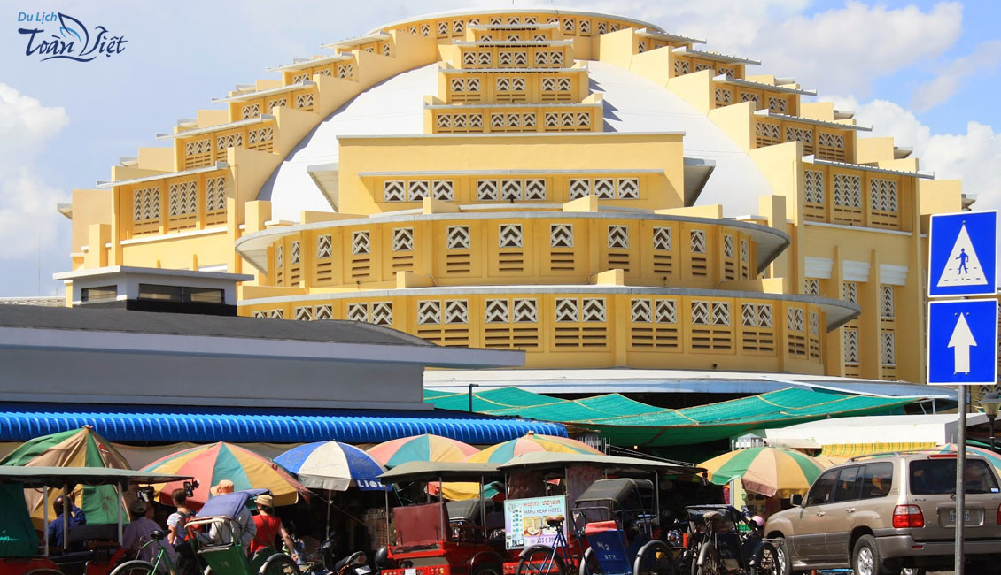 Tour Campuchia chợ Thnom mei