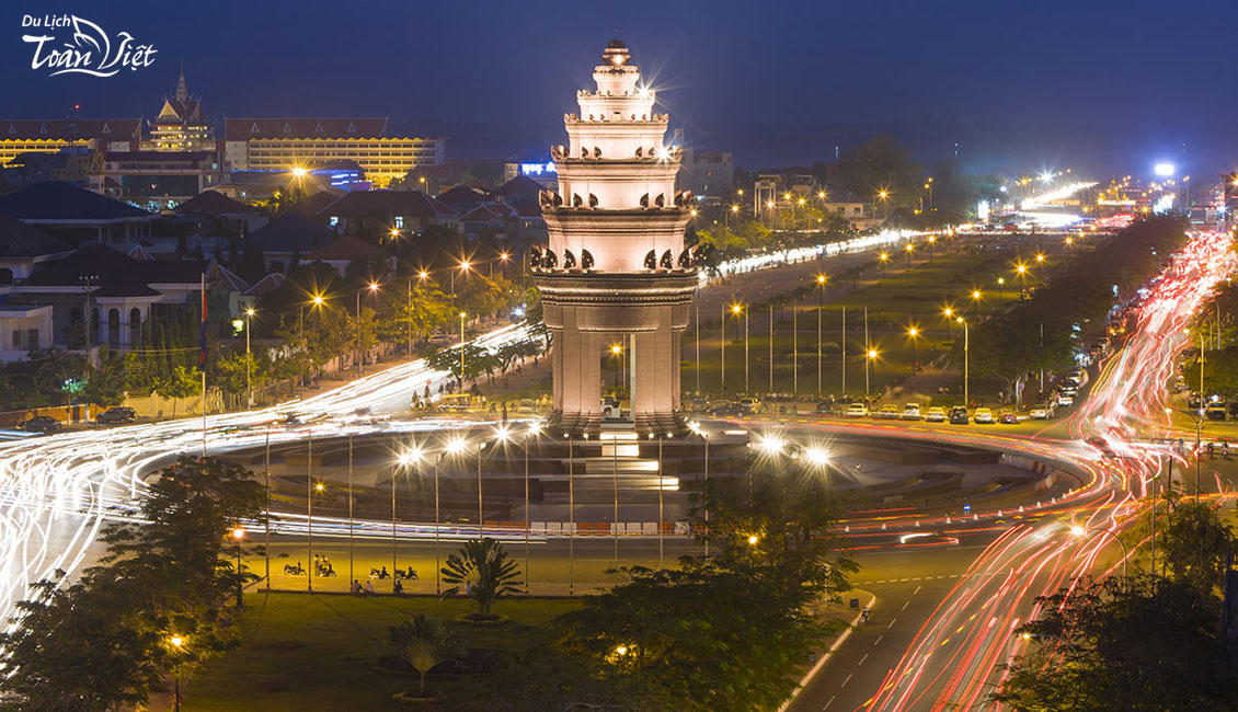 Tour Campuchia phnom penh về đêm