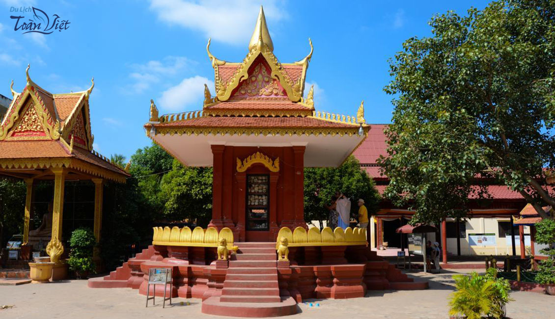 Tour Campuchia wat thmey
