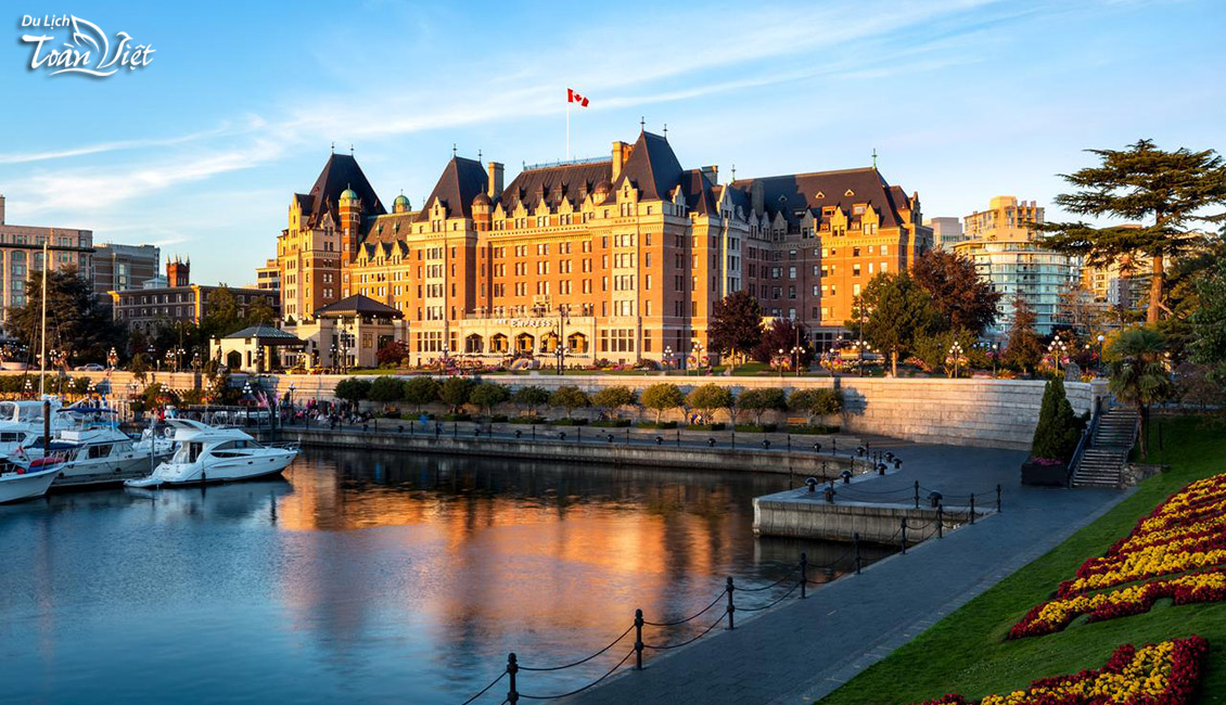 Tour du lịch Canada Fairmont Empress