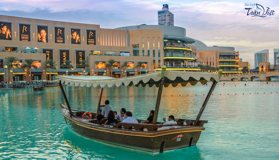 Tour du lịch Dubai Abra Water Taxi