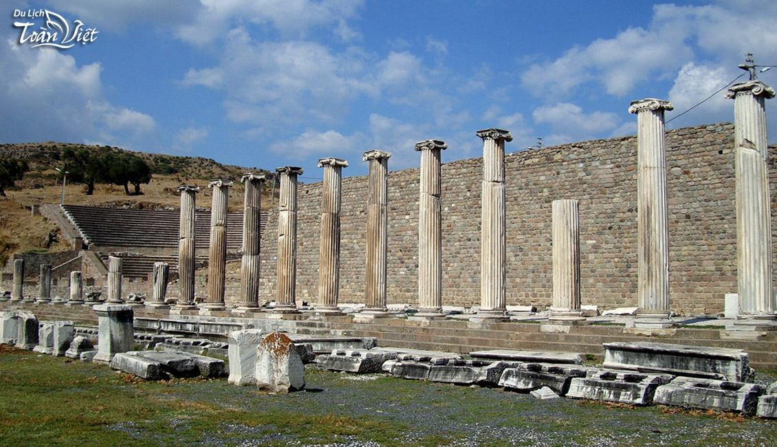 Tour du lịch Thổ Nhĩ Kỳ bệnh viện cổ Ancient Asklepion