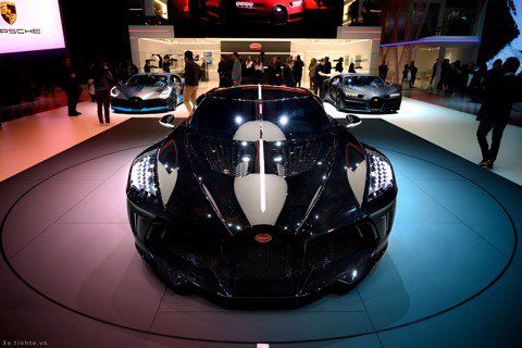 Trên tay Bugatti La Voiture Noire - siêu xe 19 triệu đô độc nhất vô nhị!