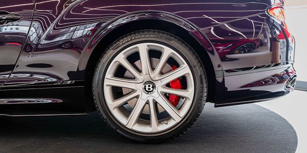 Chăm sóc lốp và mâm xe chuẩn Nhật Bản