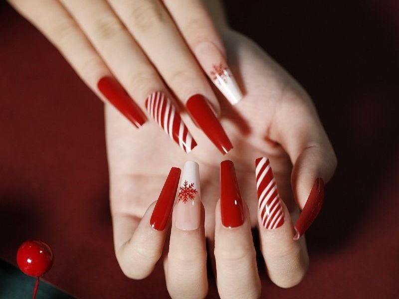 20+ Mẫu Nail Noel Độc Đáo Trendy Nhất 2024