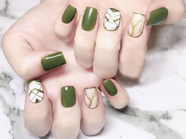 Hướng dẫn thực hiện mẫu nail xanh lá đơn giản dễ làm tại nhà