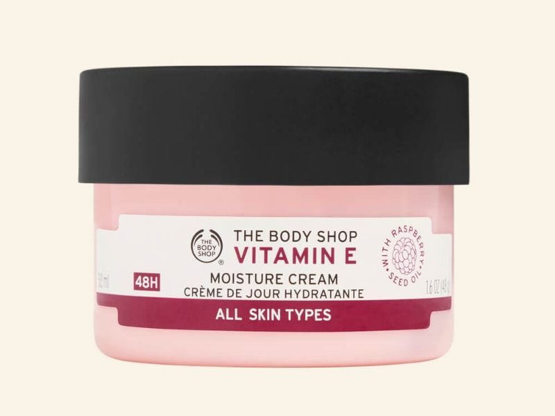 The Body Shop - Dưỡng da tay với vitamin E