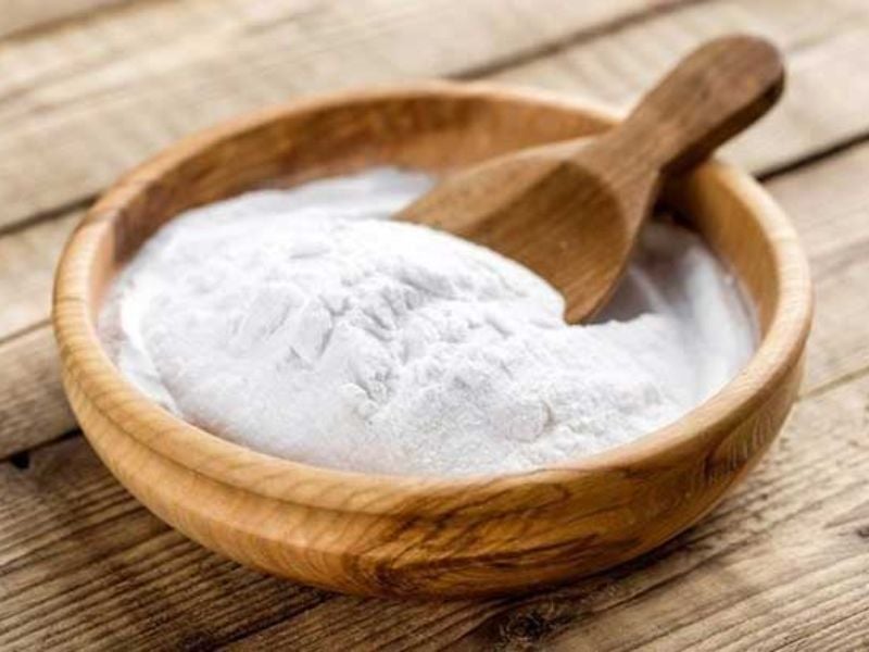 Baking Soda giúp loại bỏ tế bào chết và làm sạch bụi bẩn