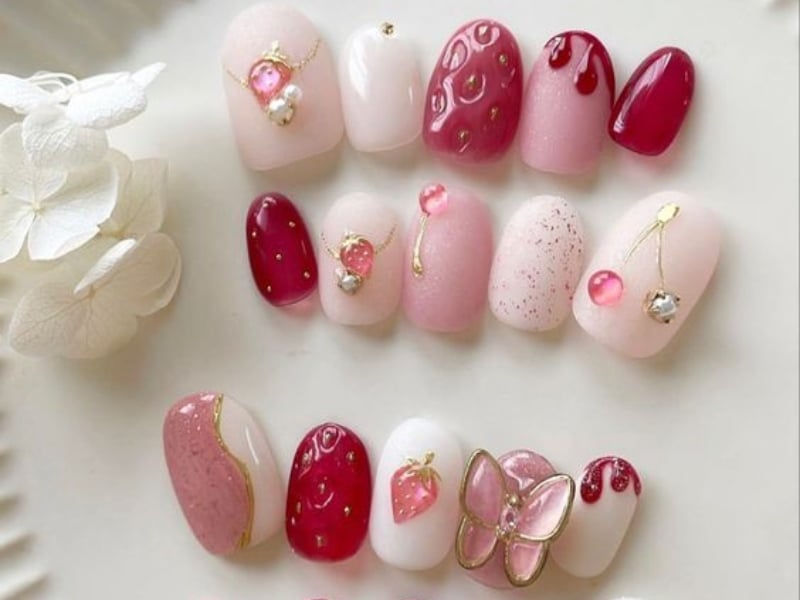 Nail box hồng đính đá