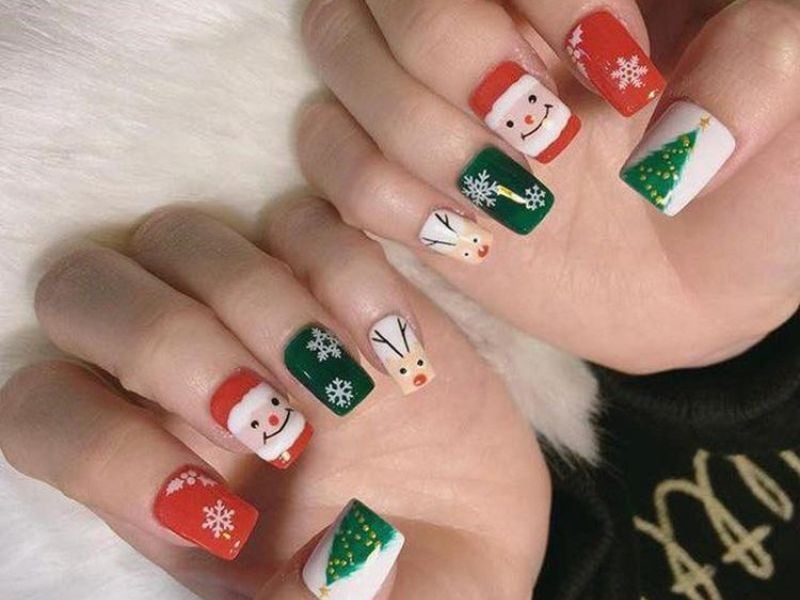 Nail Noel phối màu xanh lá - đỏ