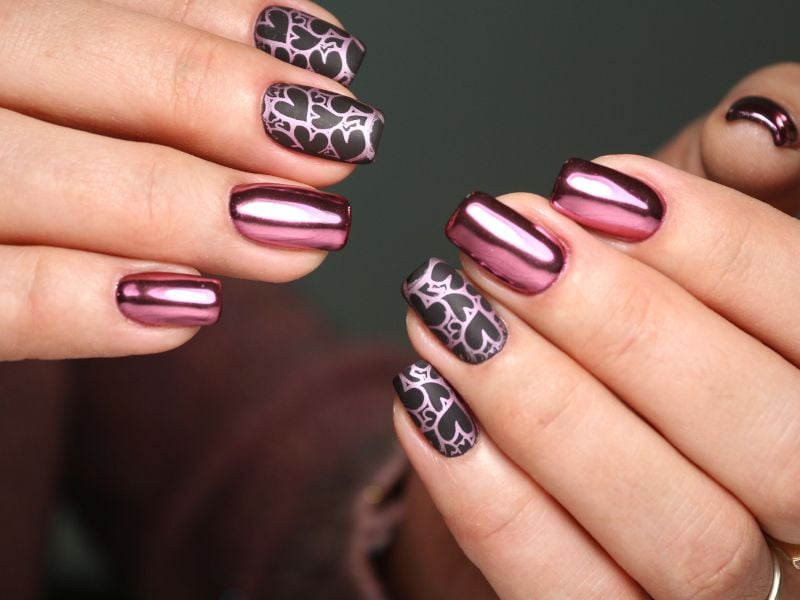 Nail ombre tráng gương nổi bật