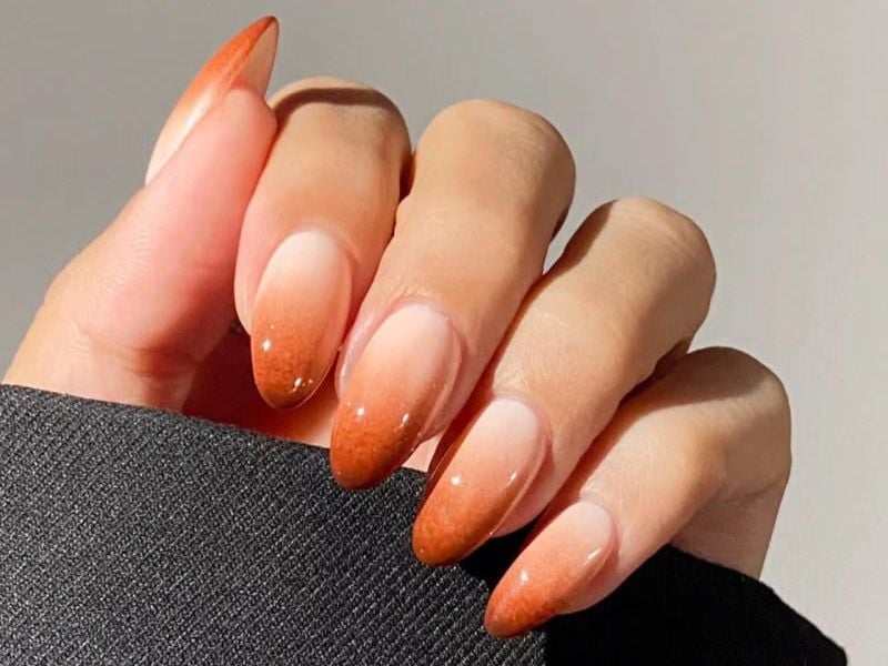 Nail ombre cam tươi tắn