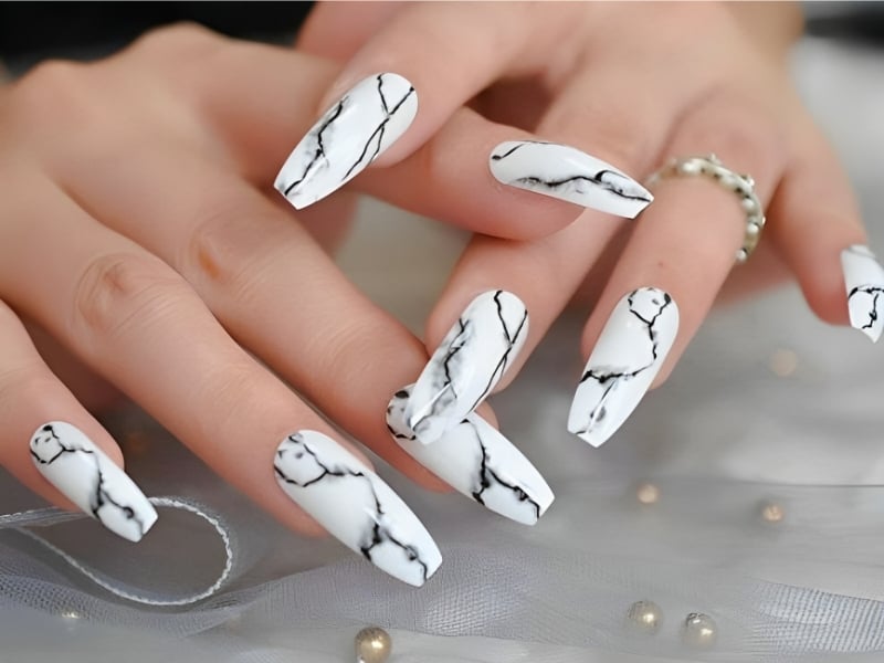 Mẫu nail họa tiết vân đá