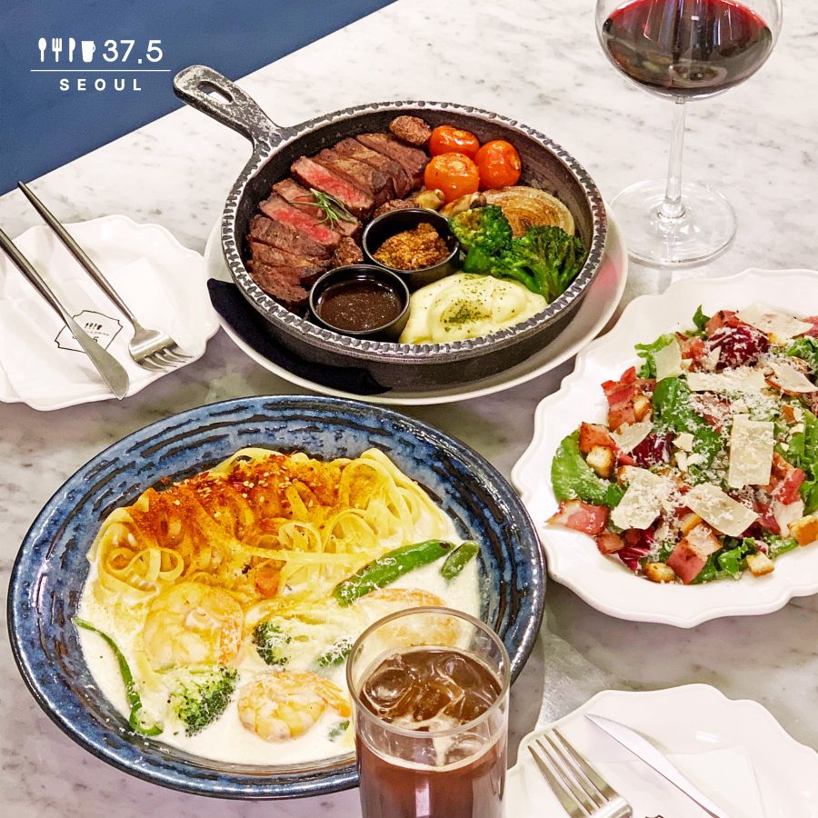 37.5 Brunch & Dining