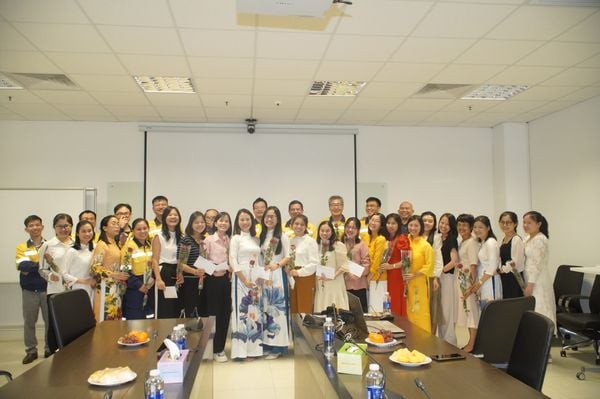 Phó TGĐ NS2PC: “Nếu Hàn Quốc có ngày Phụ nữ giống Việt Nam, cuộc đời tôi có thể khác”.