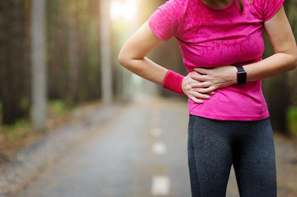 Tất tần tật về 'xóc hông' khi chạy bộ: Nguyên nhân, cách khắc phục