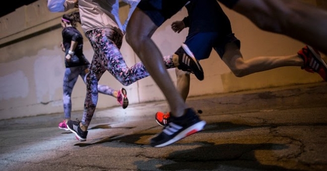 4 lợi ích tuyệt vời của việc chạy bộ buổi tối
