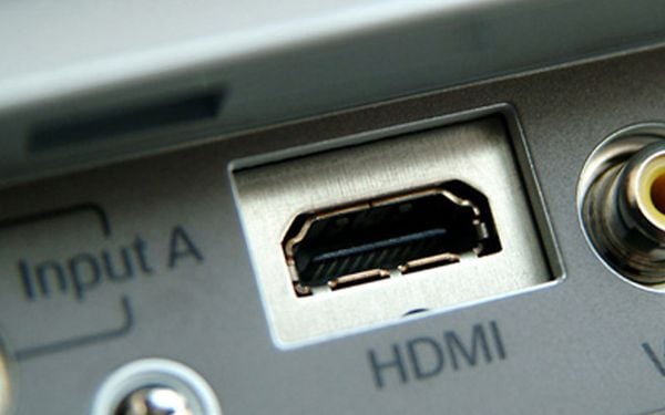 kết nối laptop với máy chiếu qua cổng hdmi