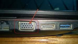 kết nối laptop với tivi qua cổng VGA.