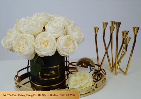 Ý tưởng trang trí độc đáo cho không gian phòng bếp với hoa lụa
