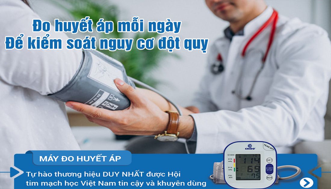 Đo huyết áp mỗi ngày để kiểm soát nguy cơ đột quỵ