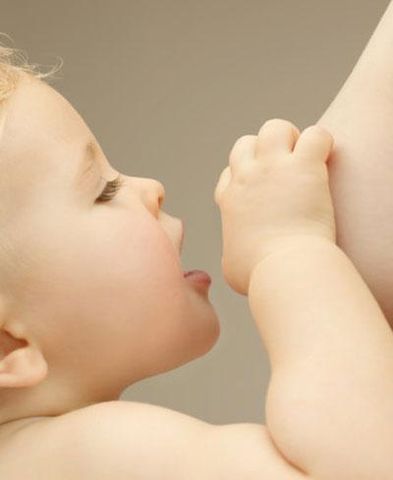 Cai sữa cho bé - Làm thế nào cai sữa đúng cách và hiệu quả?