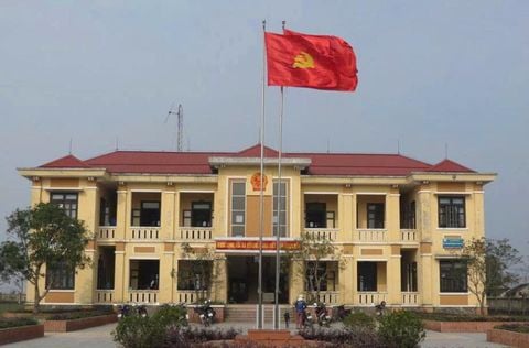 Phường Hương Thủy Hiện Đại Hóa: TTHCC Tin Dùng Hệ Thống Xếp Hàng ComQ