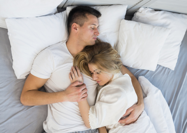 Ngủ cùng người yêu là một trải nghiệm đặc biệt và đầy ý nghĩa trong cuộc sống tình cảm. Hãy tìm hiểu về các hình ảnh ngủ cùng người yêu để tìm hiểu thêm về tình yêu đúng nghĩa.
