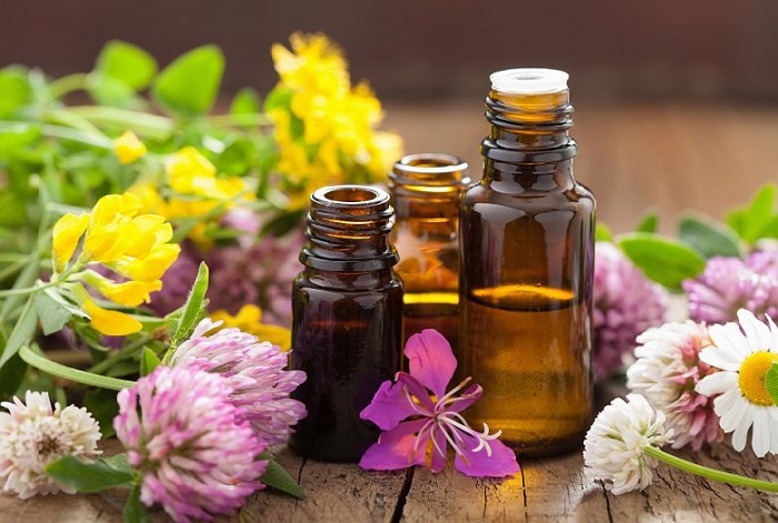 Tinh dầu, máy tạo mùi hương dễ chịu