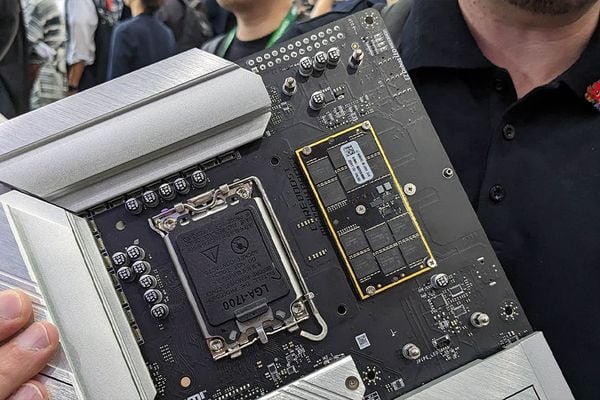 RAM CAMM2 Là Gì? Giải Pháp Tương Lai Cho Máy Tính