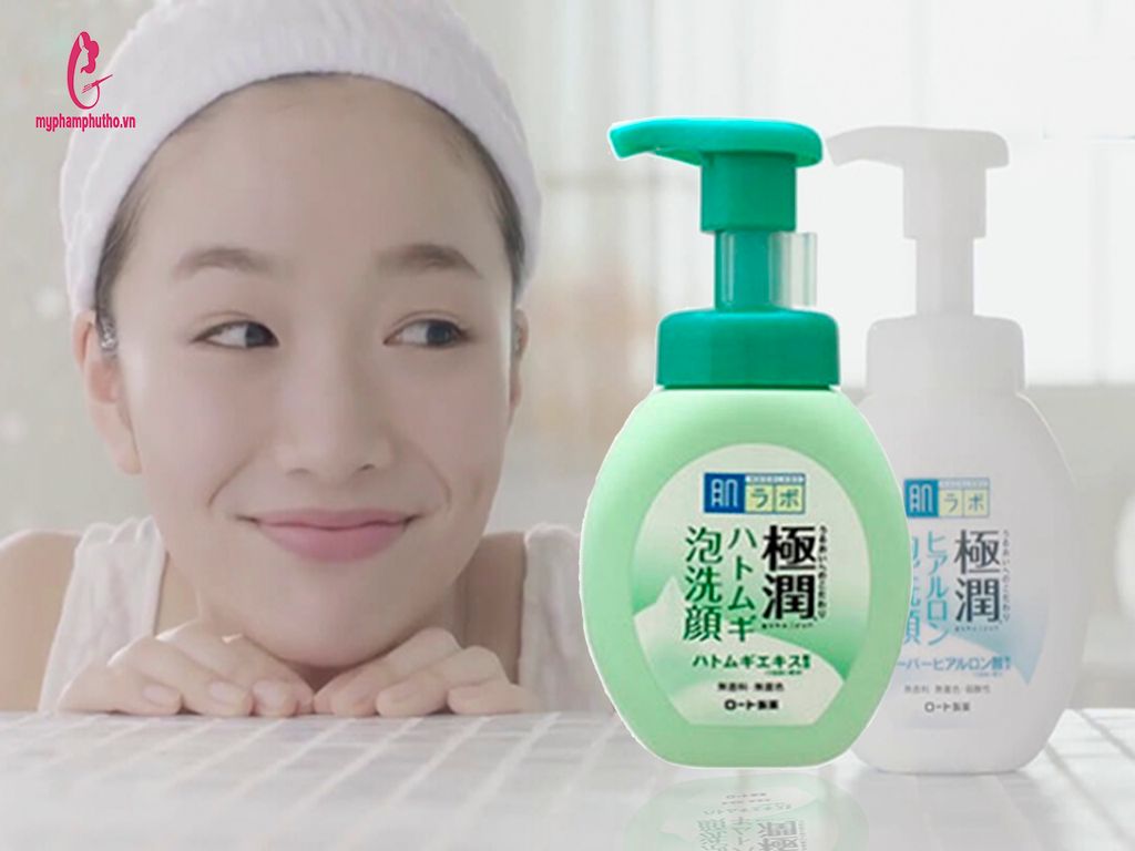 review Sữa rửa mặt bọt Hada Labo Gokujyun Nhật Bản