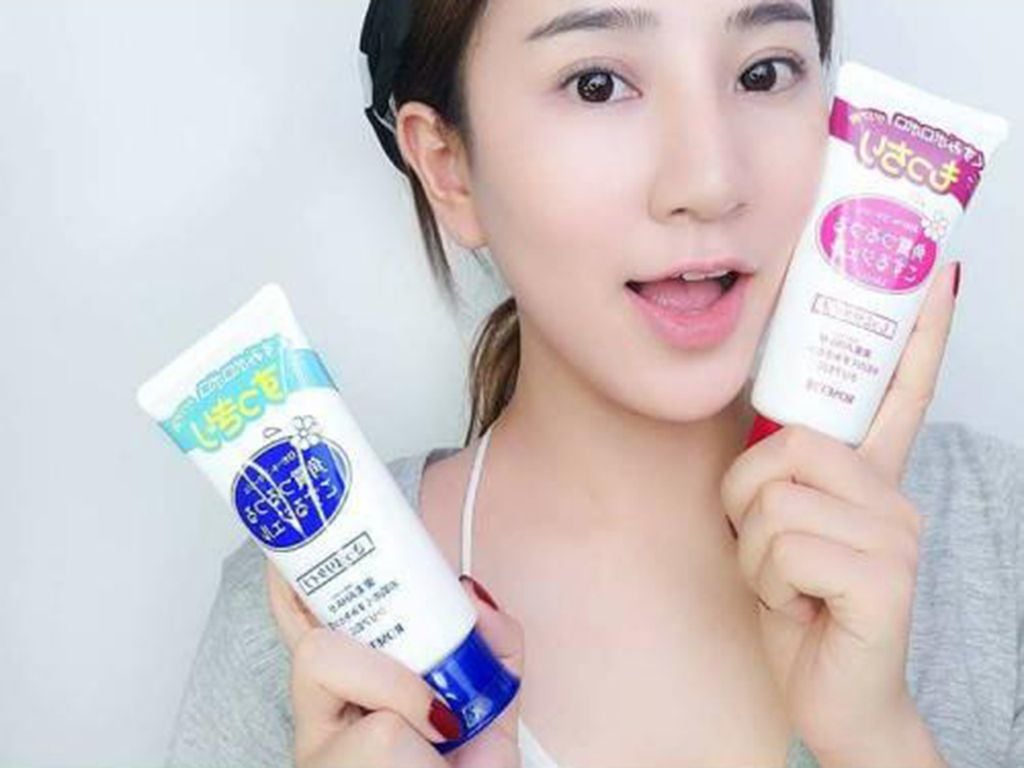 review Tẩy Da Chết Rosette Peeling Gel Màu Hồng Và Xanh