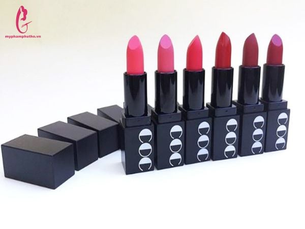 Son Thỏi Coringco Momo First Chu Semi Matt Lipstick