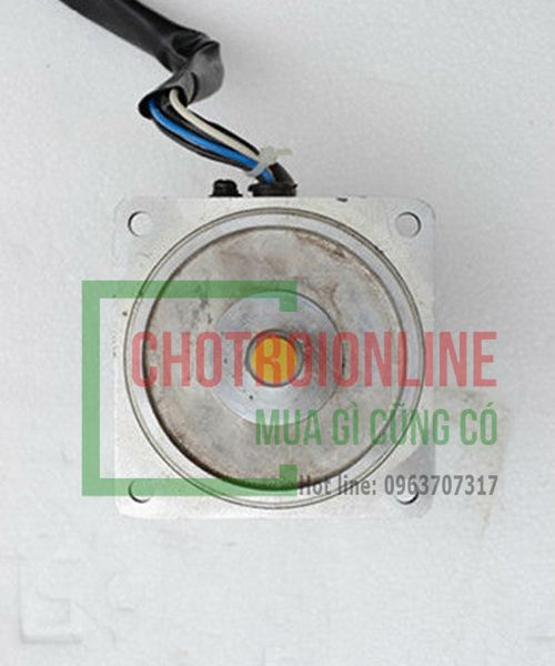 Một đầu của motor