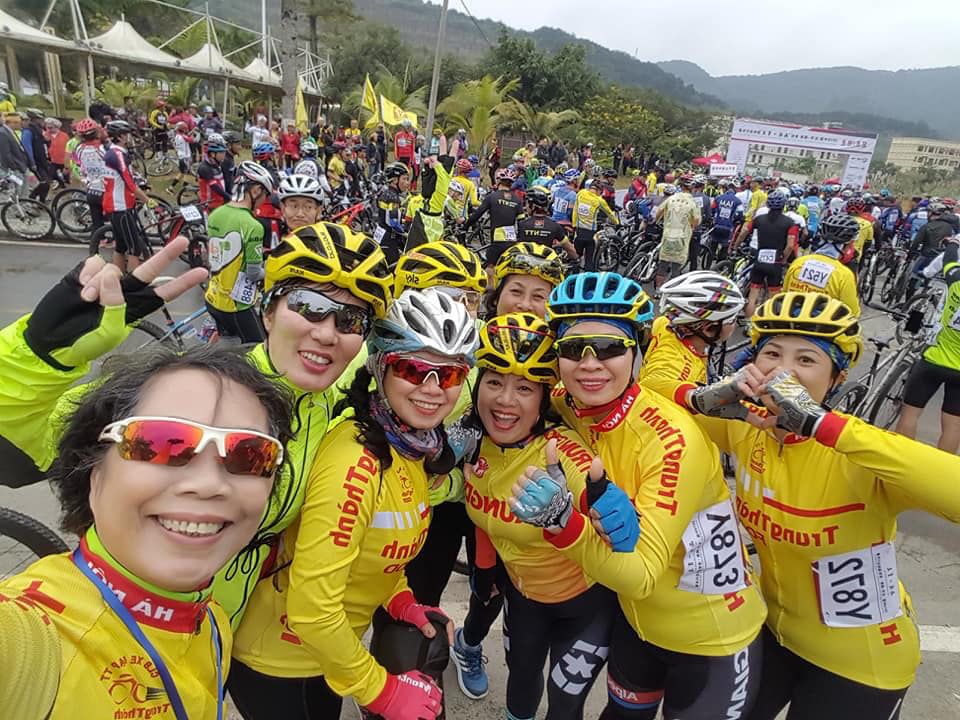 CLB xe đạp thể thao TrungThành Hà Nội với giải đua “Một đường đua hai quốc gia” Lào Cai (Việt Nam) - Hồng Hà (Trung Quốc) 2018