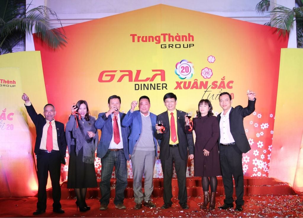 Be jubilant with TrungThành Gala Dinner – Spring Colour 20 years old