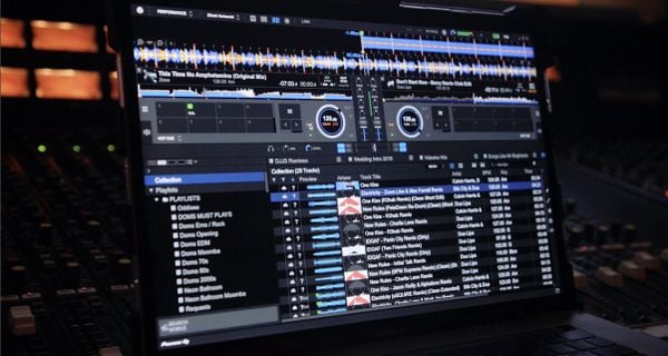Đánh giá: Pioneer DJ mới Rekordbox 6 - có đáng để đăng ký không?