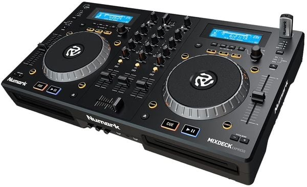 Numark Mixdeck Express:  Tốt gỗ hơn tốt nước sơn!