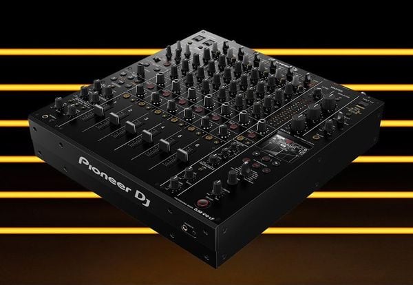 DJM-V10-LF: Phiên bản cải tiến của chiếc Mixer 6-channel của Pioneer DJ!