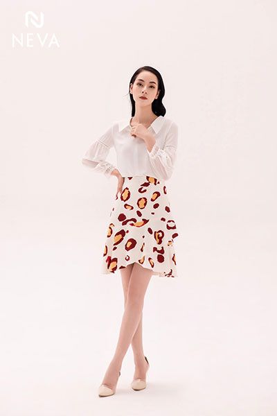 Thời trang nữ: Chân váy xòe nên mặc với áo gì để thể hiện phong cách Chan-vay-xoe-nen-mac-voi-ao-gi.4_grande