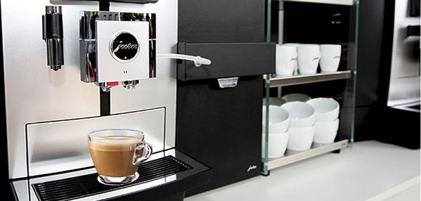 Review: Jura X8 coffee machine compact 