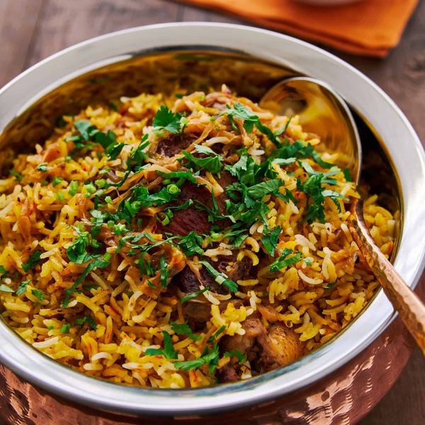 Cơm basmati chiên trứng