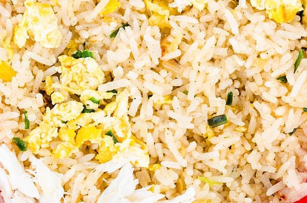 Cơm Basmati trộn trứng